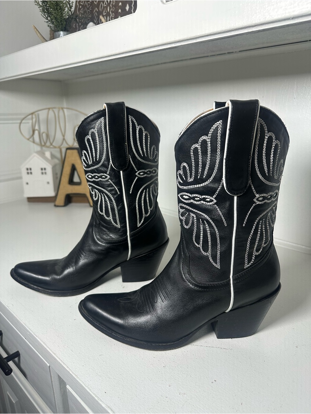 Idyllwind Western Boots Womens 7.5 Black Embroidered Cowboy Boots Festival Boho